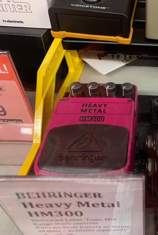 Behringer Hm300 Heavy Metal Distortion Guitar Effect Pedal