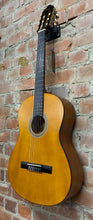 Load image into Gallery viewer, Valencia Classic VC204H Natural 4/4 HYBRID