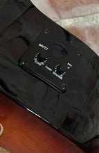 Load image into Gallery viewer, Mahalo MJ3VT3ts Tenor Uke with Pickup